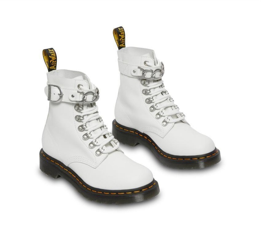 Dr.martens Portugal 1460 Pascal Chain White Sendal Black Outlet