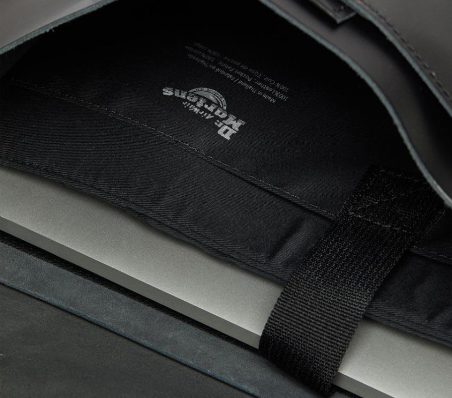 Bolsa Mensageiro Com Caixa De Saída Preta Dr.martens Portugal Black