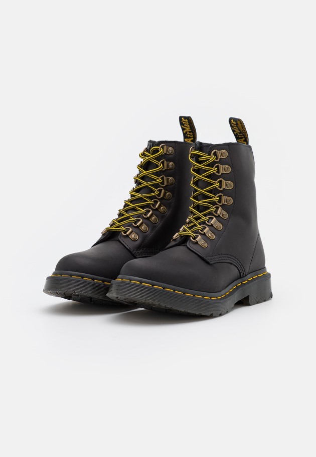 Bota Preta De Inverno Dr.martens Portugal 1460 Pascal Preta