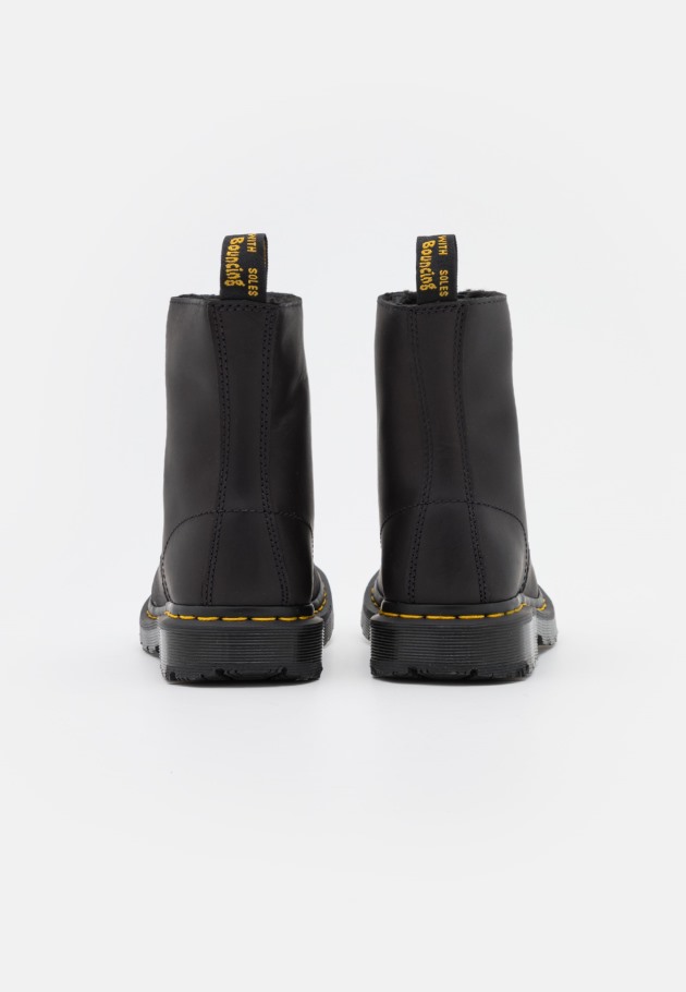 Bota Preta De Inverno Dr.martens Portugal 1460 Pascal Preta