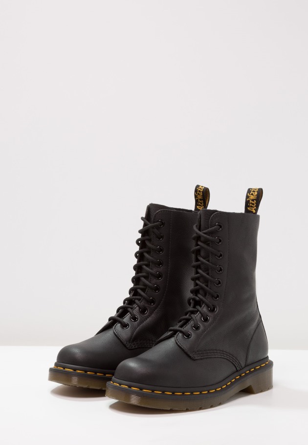 Botins Pretos Dr.martens Portugal 1490 10 Eye Virginia Com Atacadores Lisboa Preto